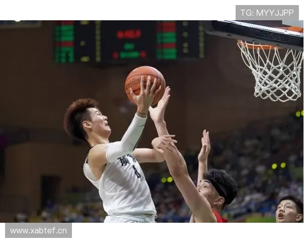 深圳篮球队在篮球配合排行榜中荣获第4名展现团队实力与默契 深圳篮球队在篮球配合排行榜中荣获第4名展现团队实力与默契